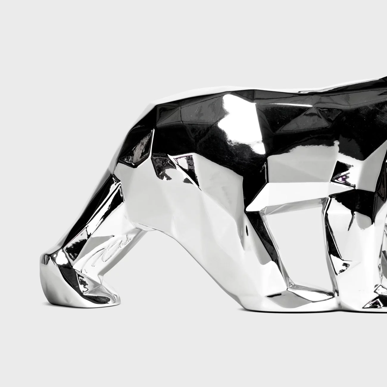 L'Ours Pompon chromed by Richard Orlinski inspired by François Pompon white polar bear - Orlinski edition museum in partnership with Artémus