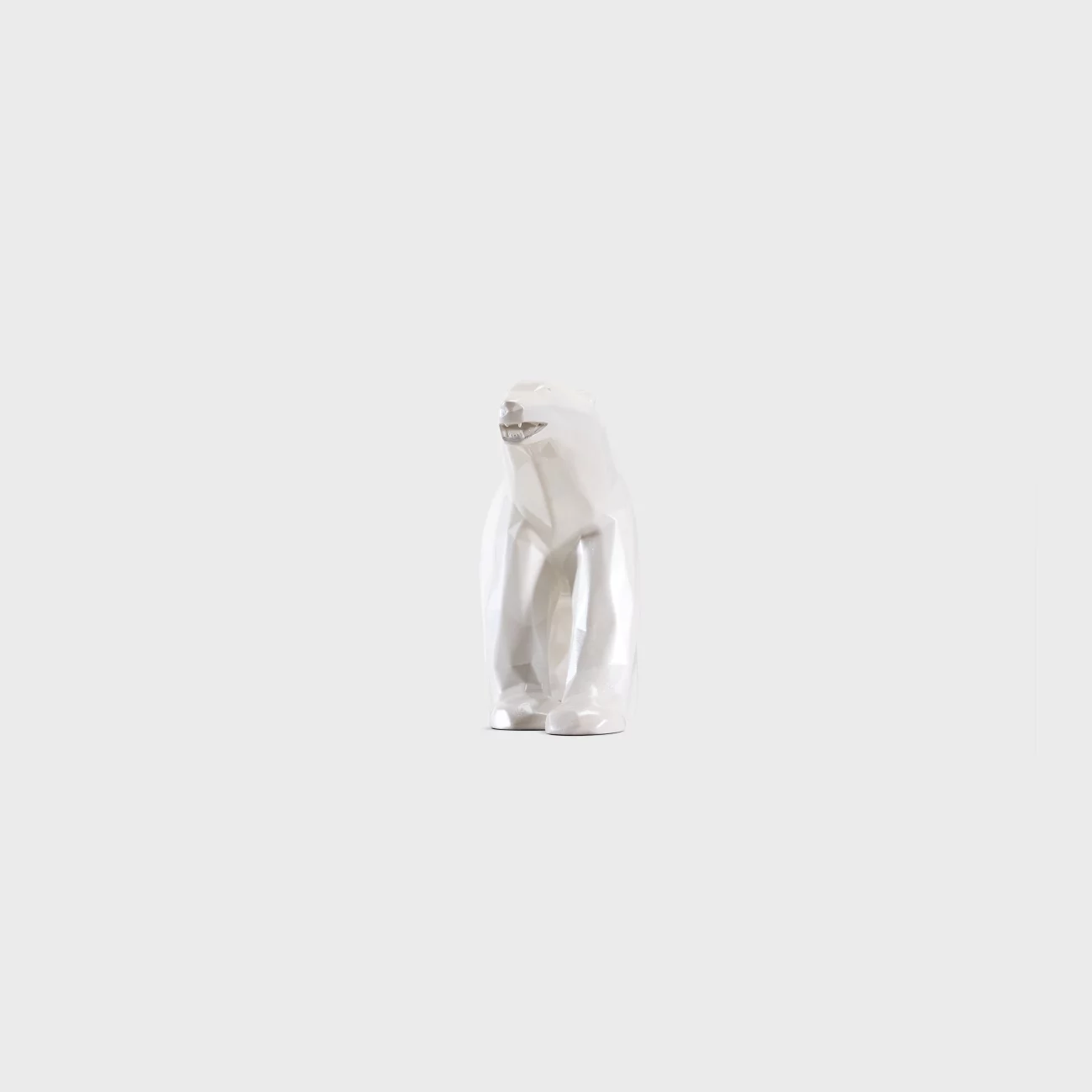 L'Ours Pompon pearly by Richard Orlinski inspired by François Pompon white polar bear - Orlinski edition museum in partnership with Artémus